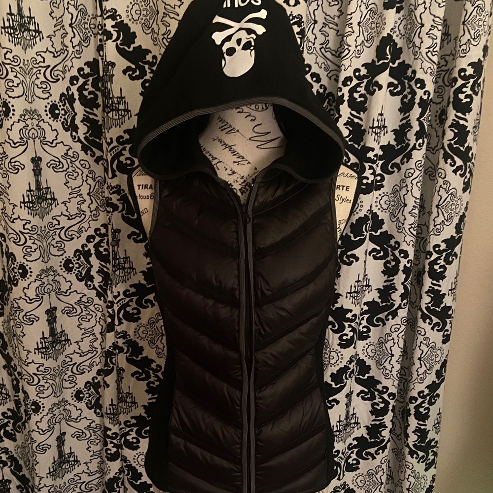SoulCycle Black Hooded Vest XS